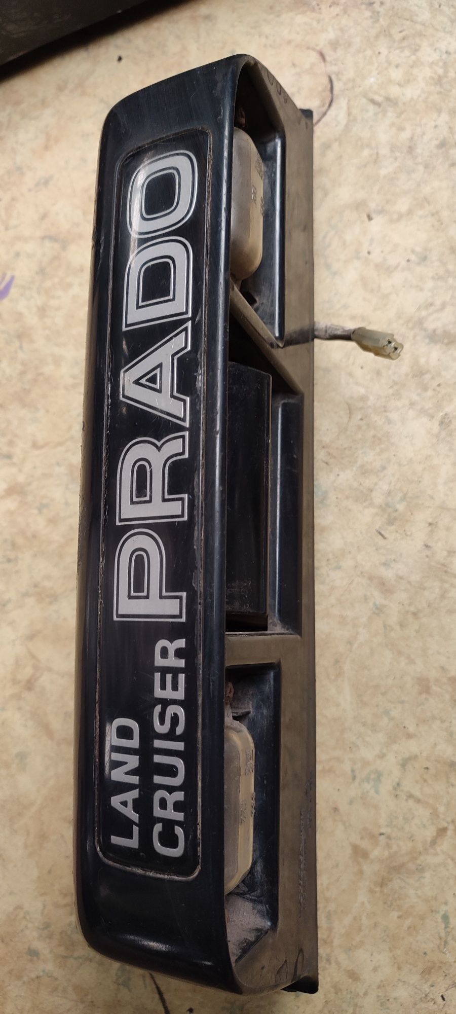 Ручка двери багажника Toyota Prado 95/Surf 185 с подсветкой