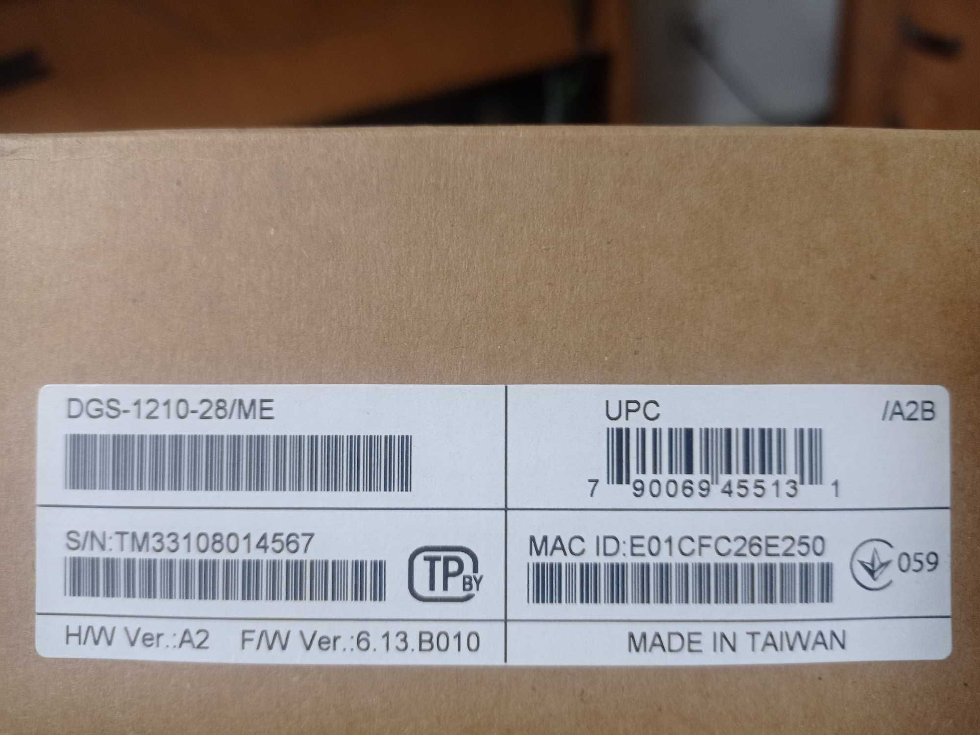 Коммутатор D-Link DGS-1210-28/ME/A2B. Новый!
