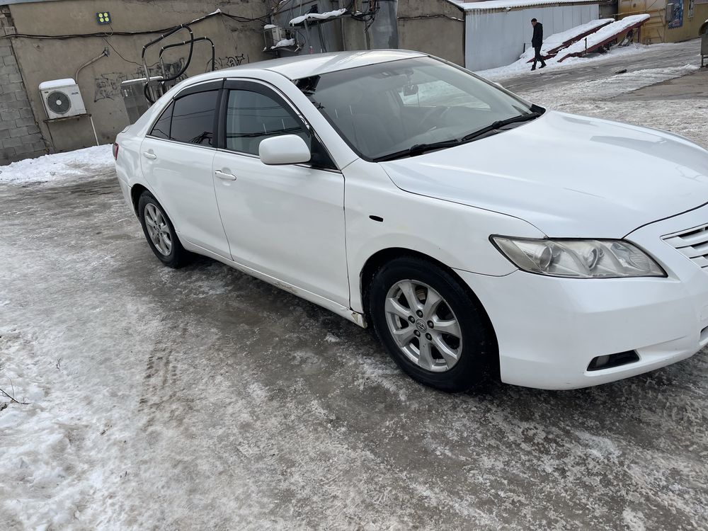 Диски вместе с шинами 215/60/R16 и 225/65/R17