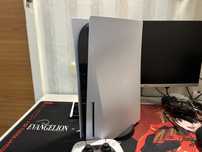 Playstation 5 в отличном состоянии с двумя контроллерами