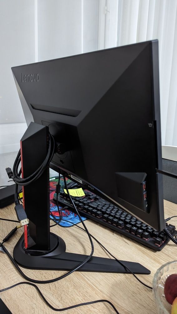 24.5" Монитор Lenovo+HyperX клавиатура