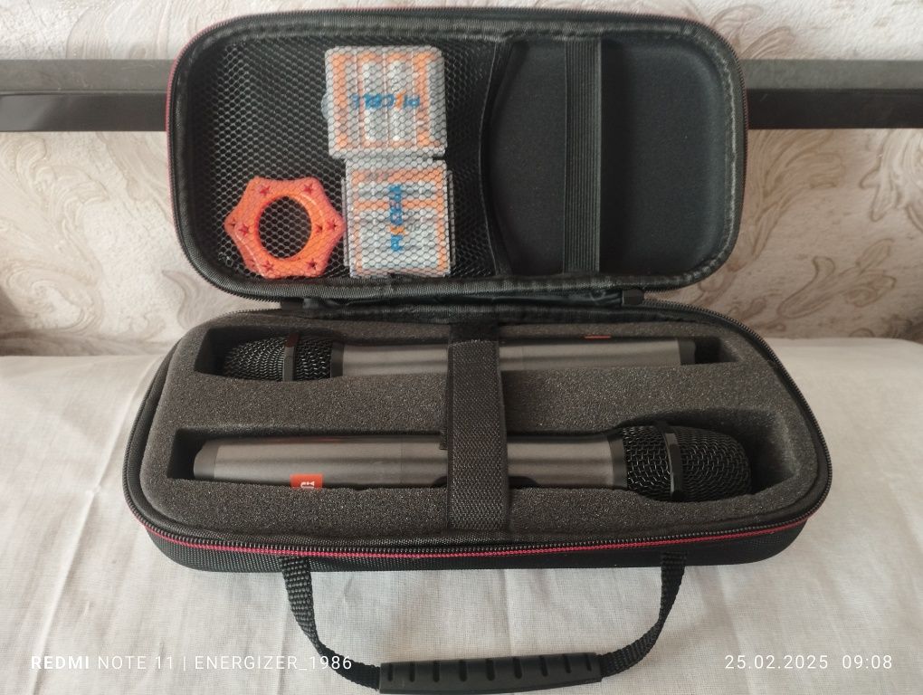 Jbl partybox 300 с фирменными микрофонами