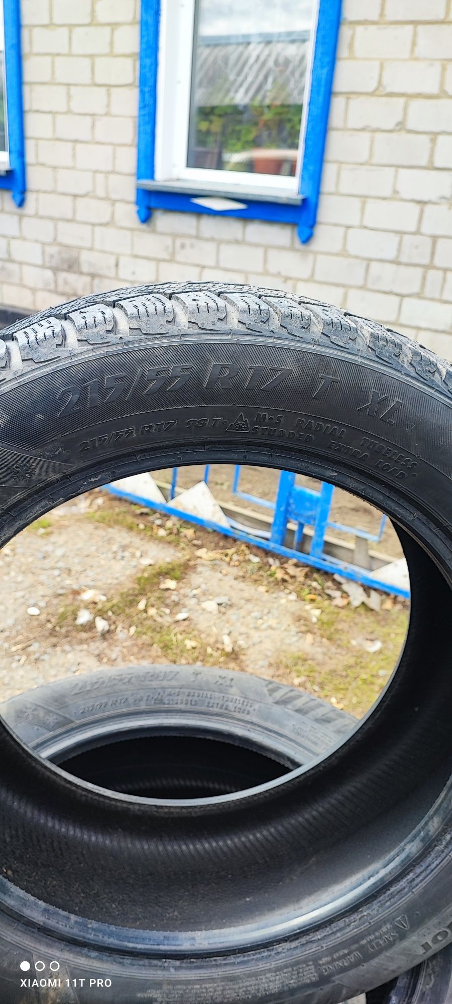 Продам резину matador 215/55/17