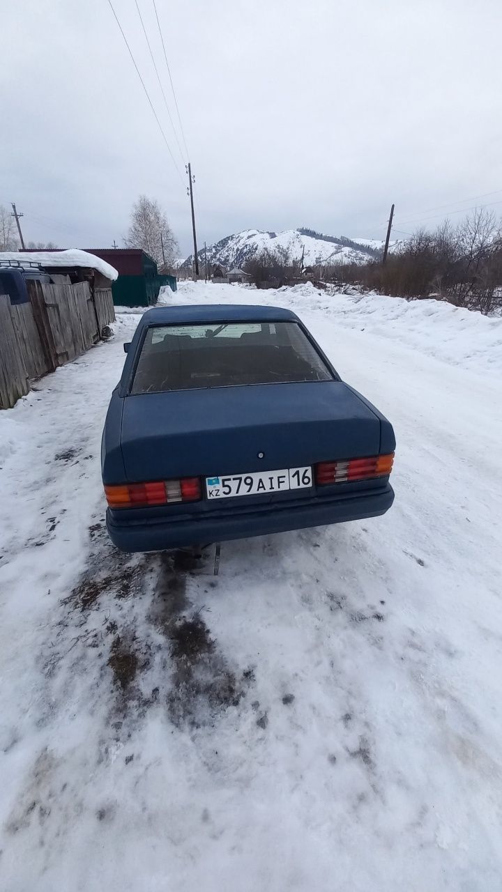 Продам мерседес 190