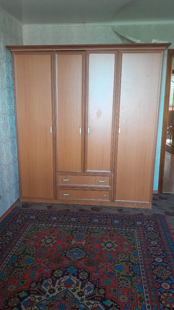 Продам шкаф в хорошем состоянии