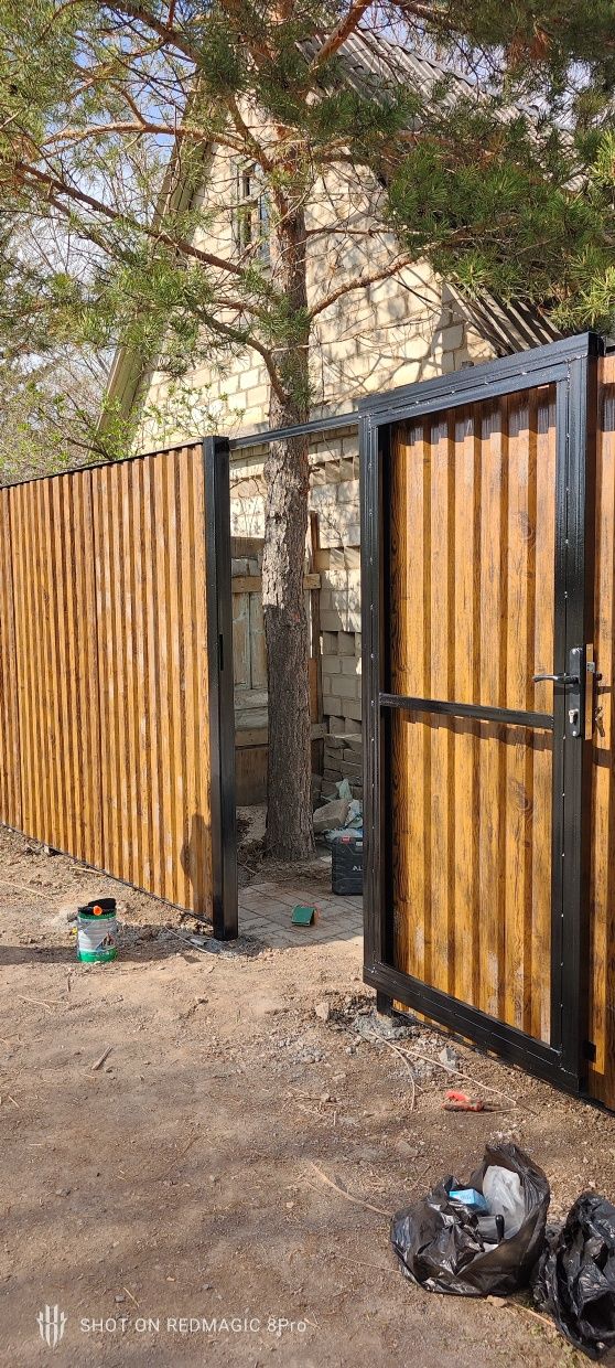 Забор, забор из профнастила, ограждение, ворота, калитка, профлист