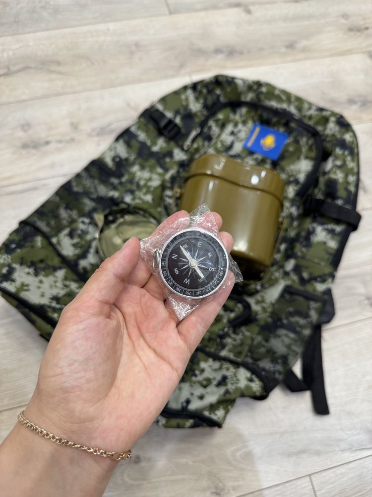 Военный рюгзак, фляжка, котелок
