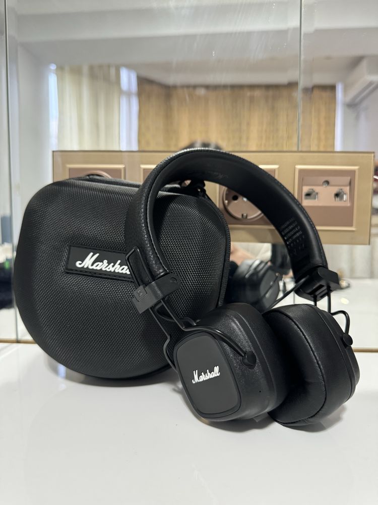 Наушники Marshall Major IV