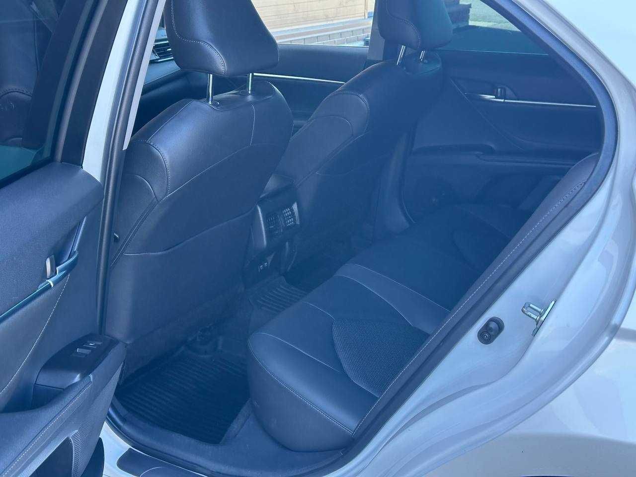 Toyota Camry 75 БЕЗ ВОДИТЕЛЯ. Прокат авто. Аренда авто. Аренда машин.