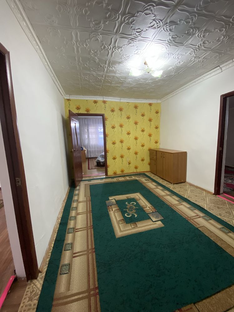 Частный дом в районе Балыкший. Все удобство рядом. Времянка черновой