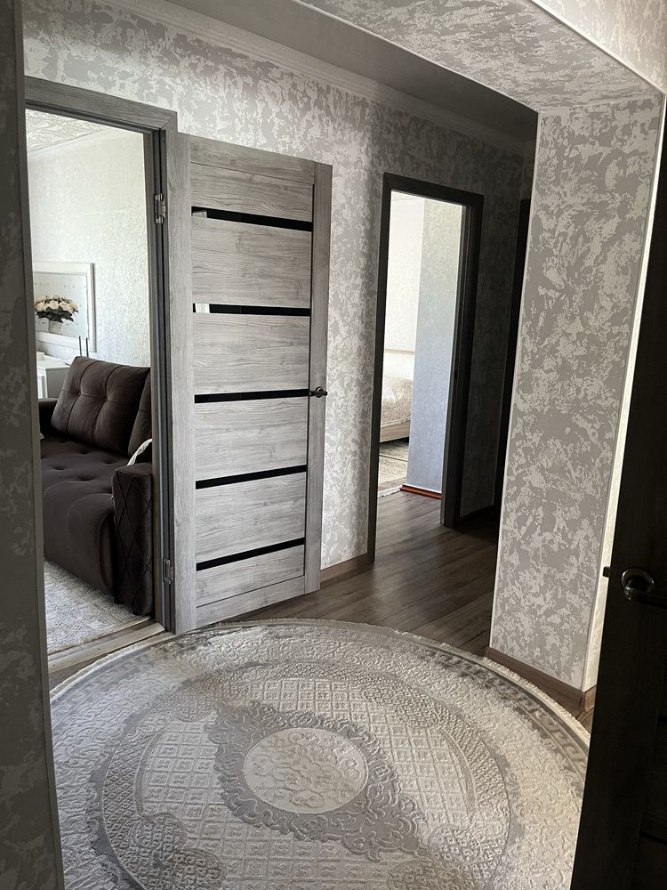 Продам 3-х комнатную квартиру в центре