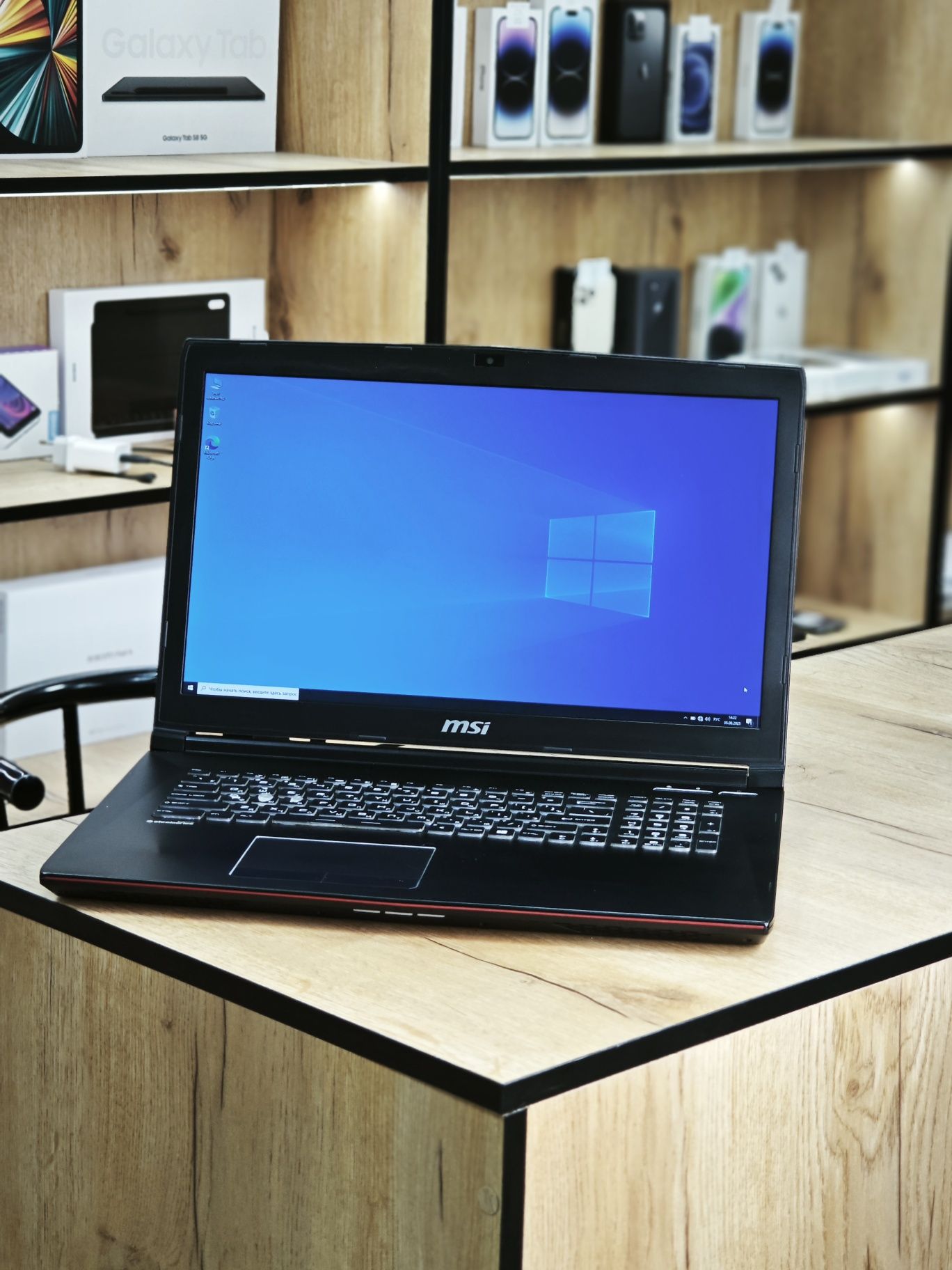 Ноутбук MSi 17'6 | Core i7 | GTX 1050 | 16Gb ОЗУ | Игровой Ноутбук

И