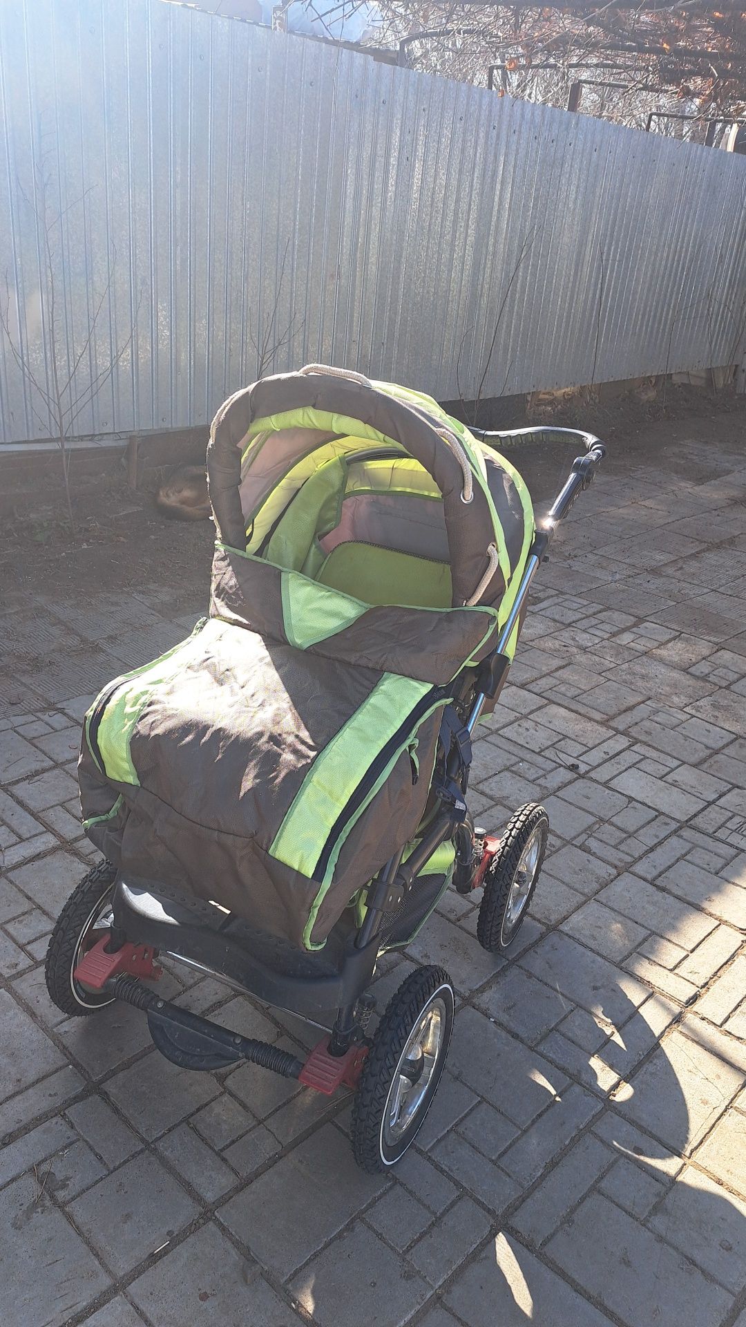 Продам коляску б/у