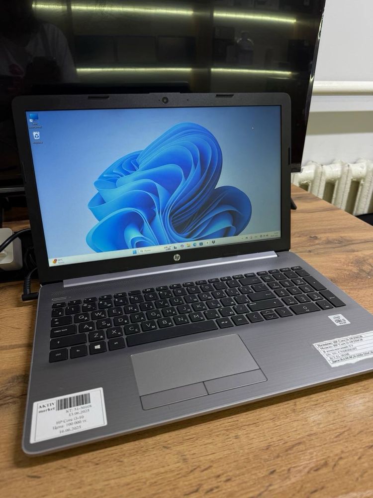 Ноутбук HP Core i3-10