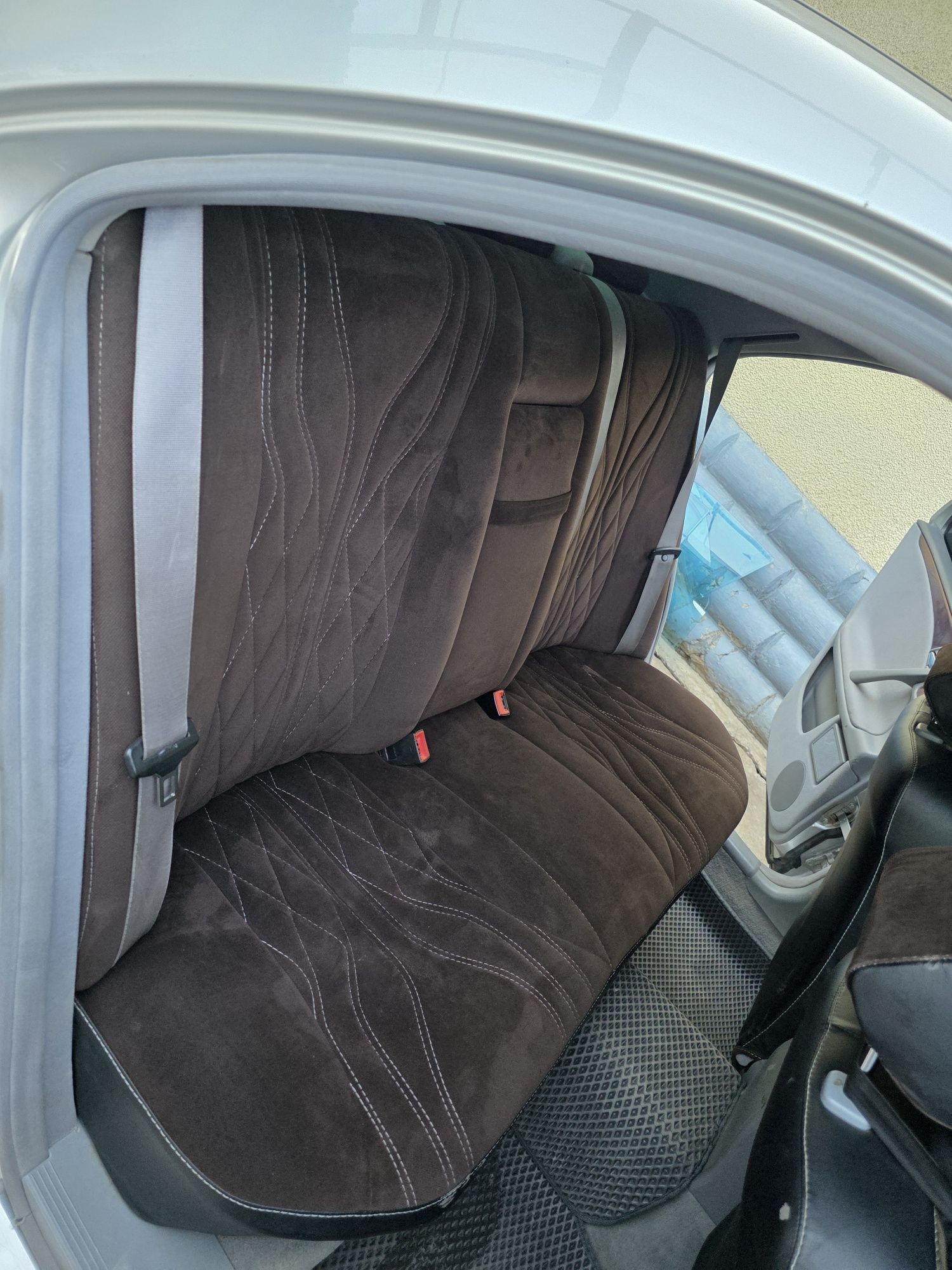 Салон Mercedes benz 210