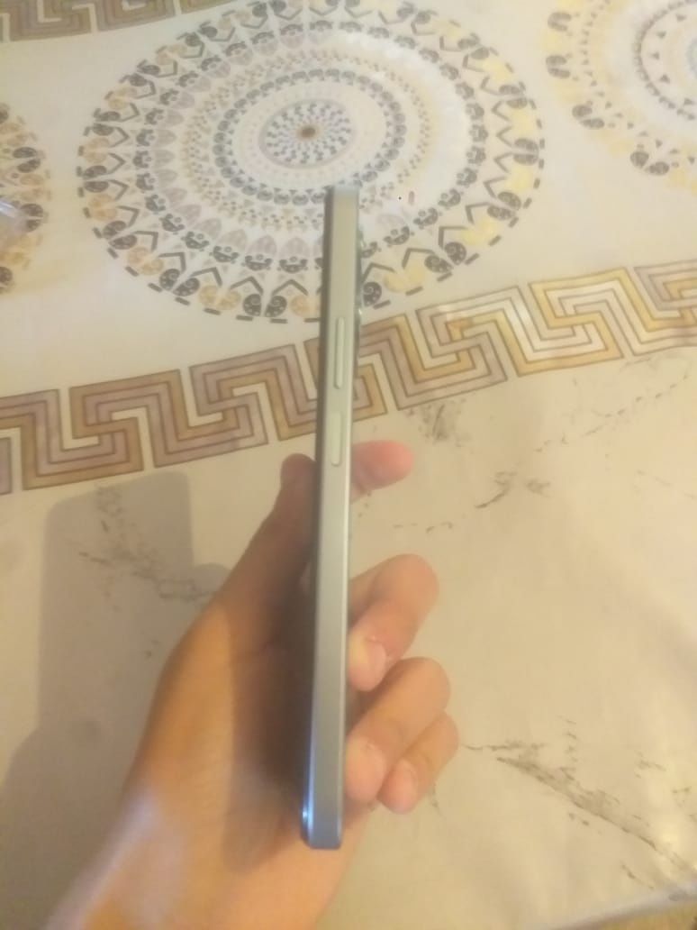 Xonor x6a 128gb.