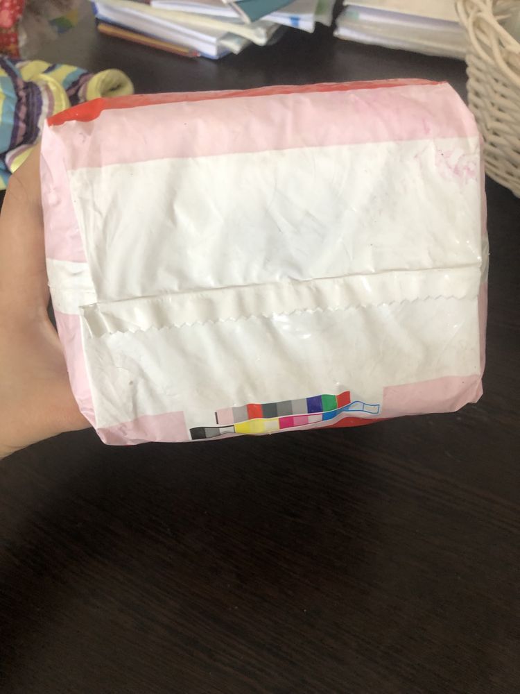 Памперс Huggies