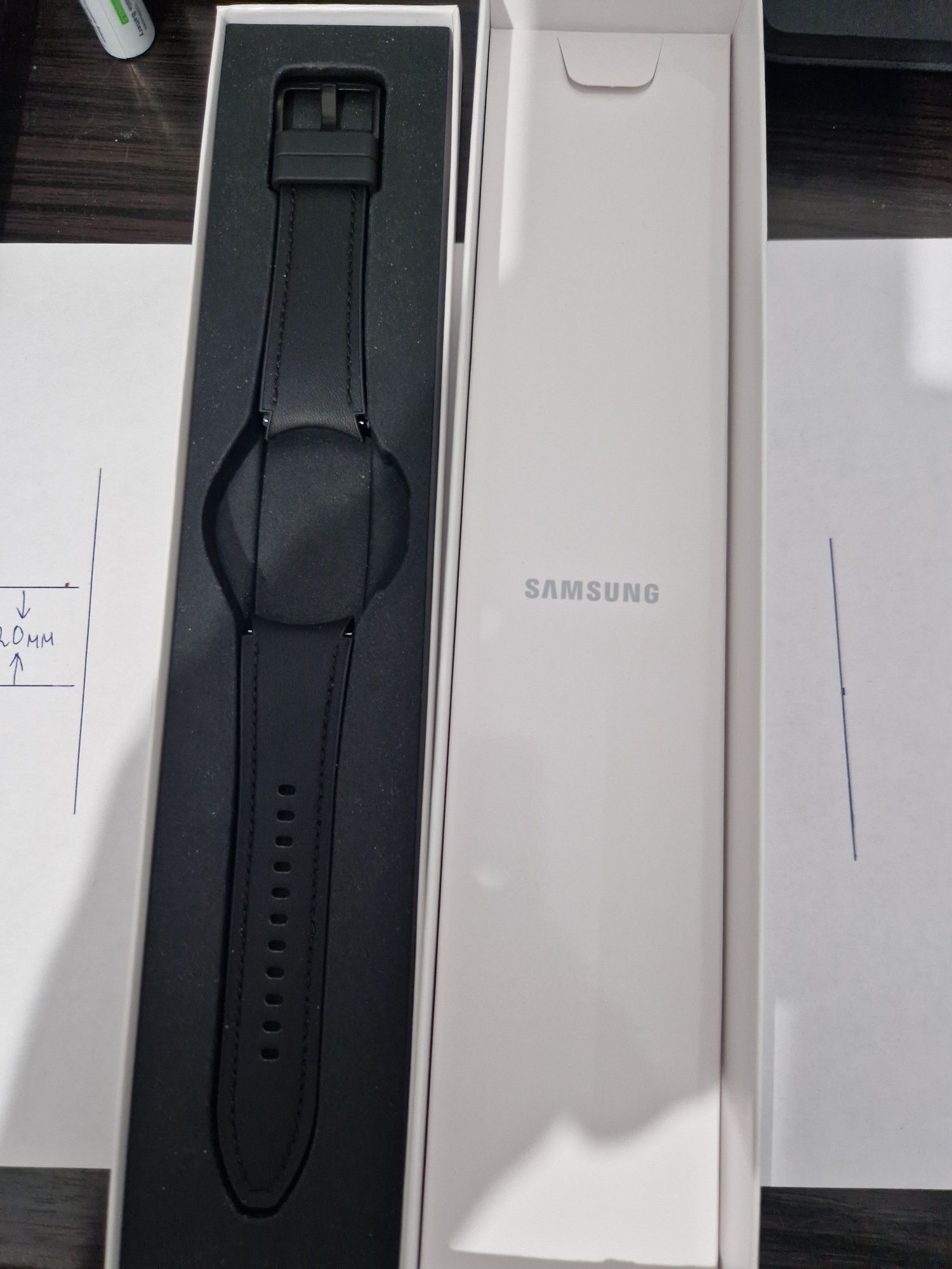 Ремешок оригинал на Samsung Galaxy Watch 4/5/6/6 classic