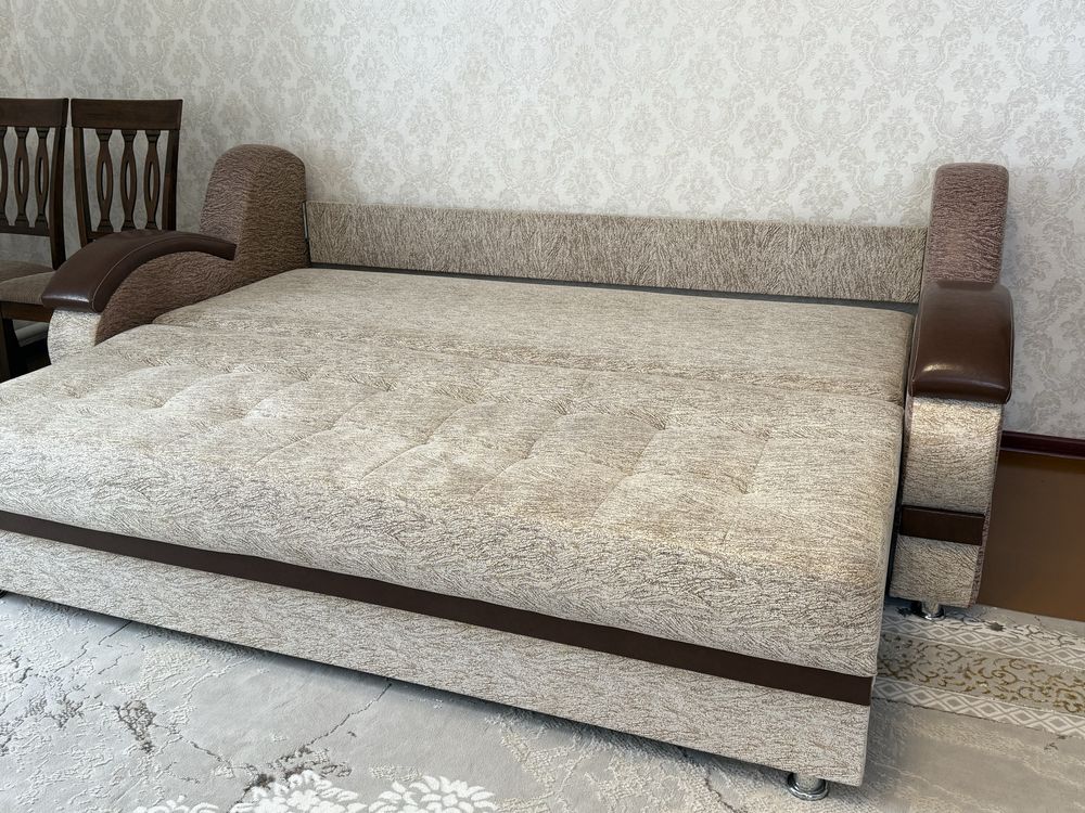 Продам диван и два кресла (раскладные)