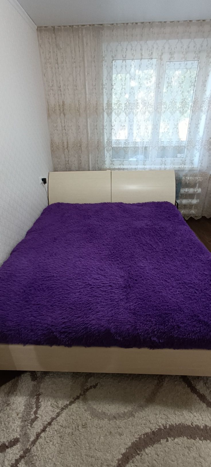 Продам спальный гарнитур