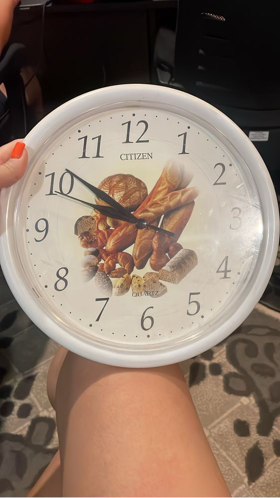 Продам люстру и часы