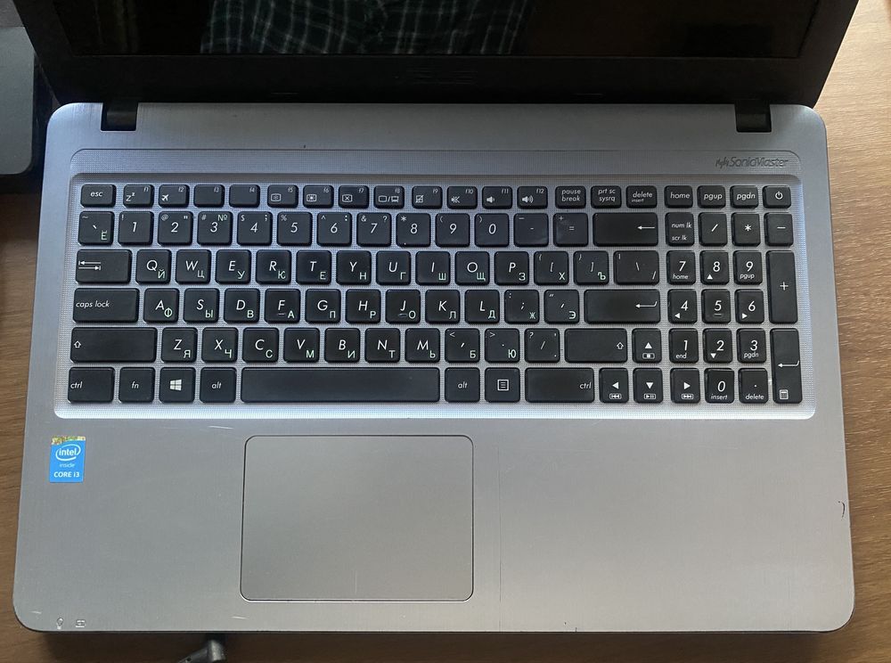 Ноутбук ASUS X540LA | i3 / SSD 240ГБ / 4ГБ ОЗУ