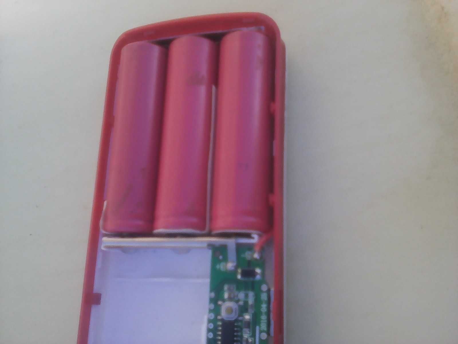 Холдеры и аккумуляторы для повербанка Li-ion 3.7v 2000ma