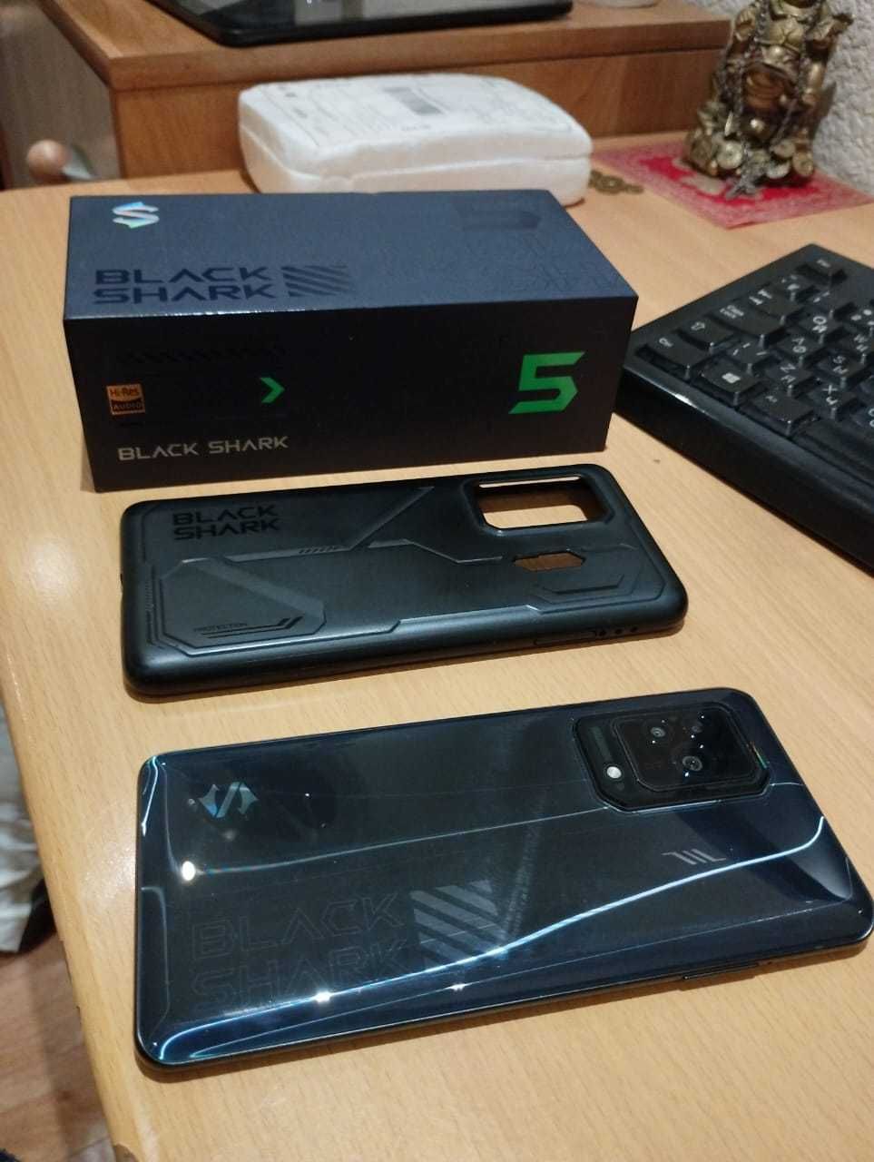 Black Shark 5 12/256Gb Mirror Black