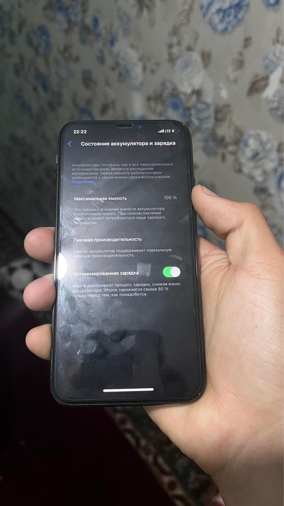 iphone X  64 гб
