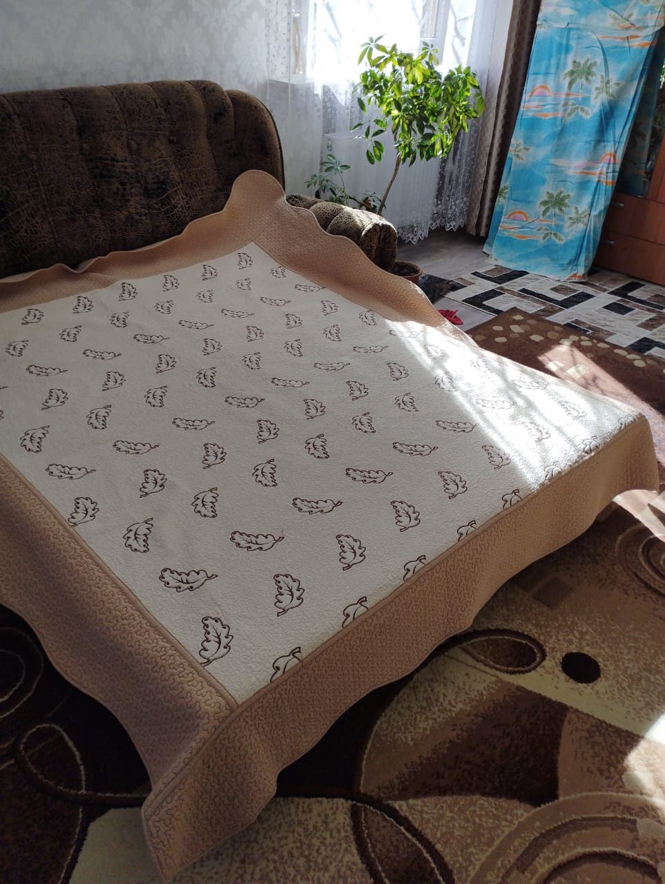 Продам диван раскладной и кресло