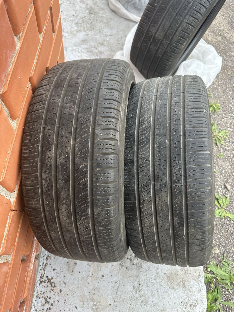 Продам резину в хорошем состоянии Pireli R18 235/43 22 года резина