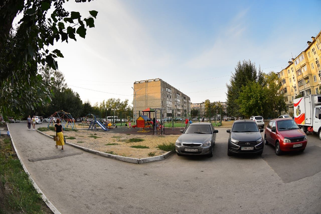 Продам 3-х комнатную квартиру улучшенной планировки