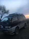 Mitsubishi Delica 1993 года выпуска