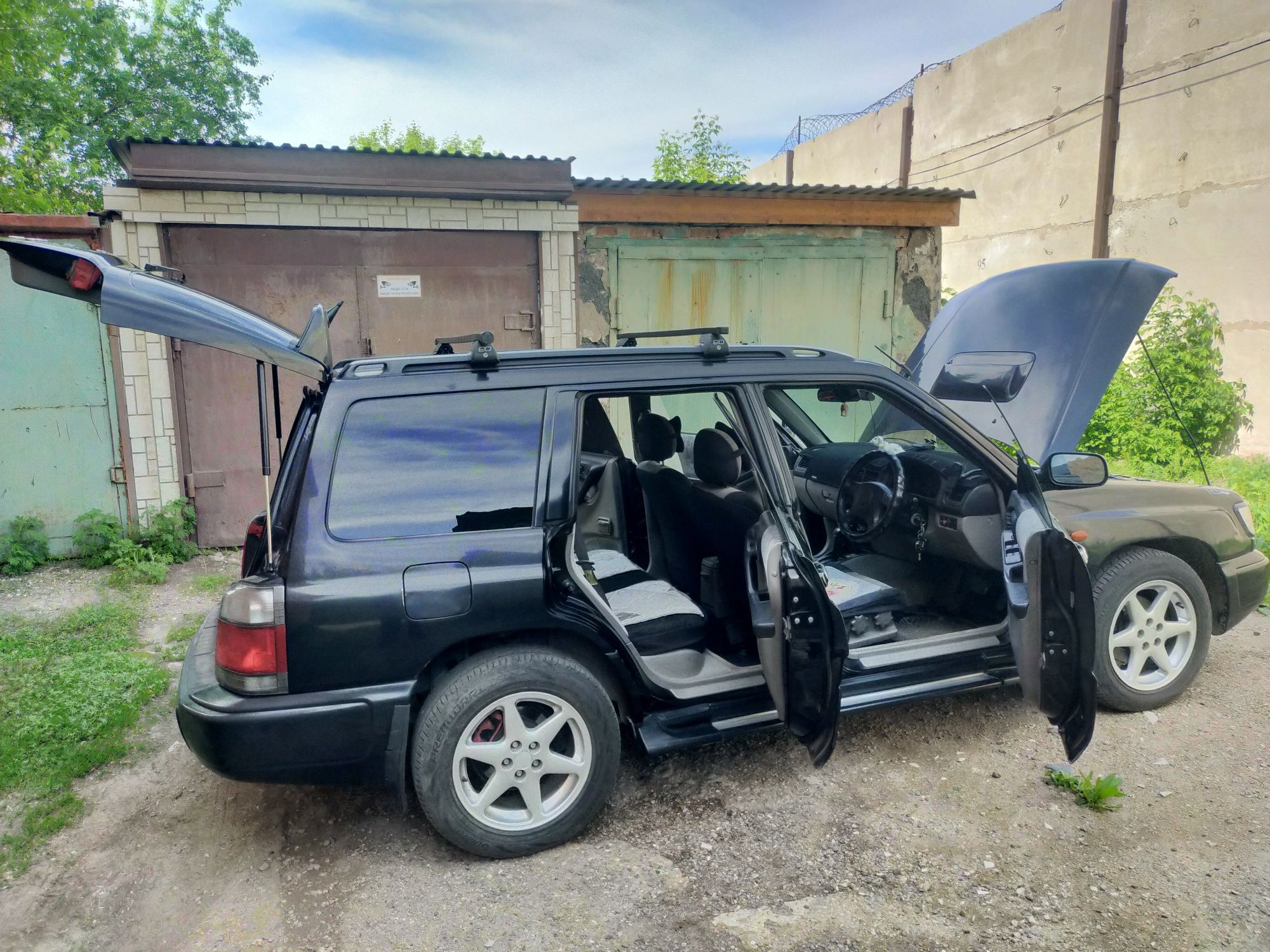Продам автомобиль Subaru forester ( турбо) 1997 г.в.,  V-2