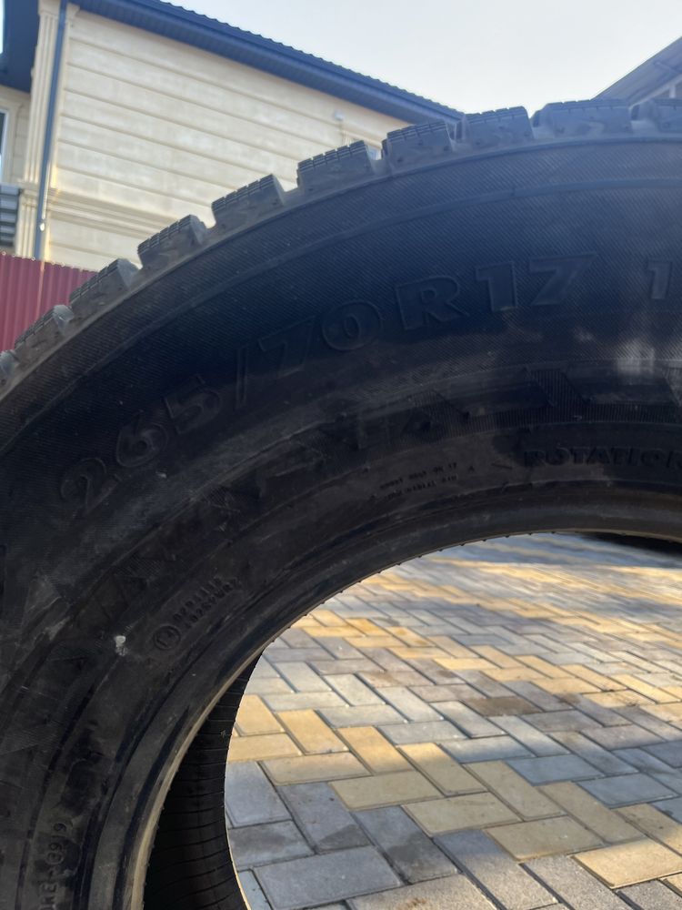 Продам шины от прады 120