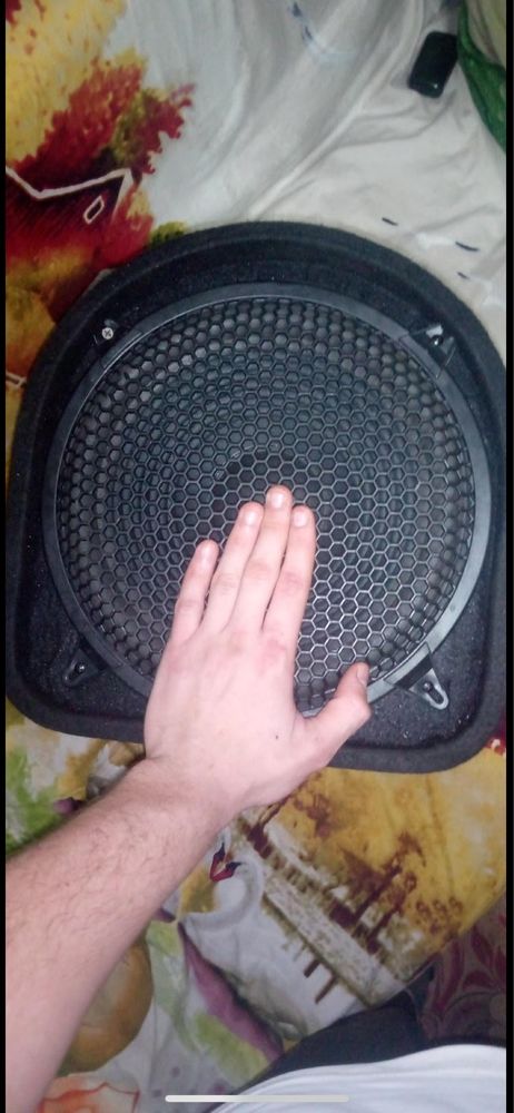 Продам Сабвуфер Мощный