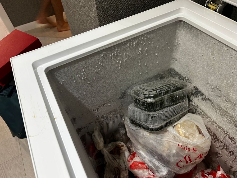 Продам морозильную камеру