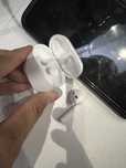 Air pods 2 original. Левая ушка