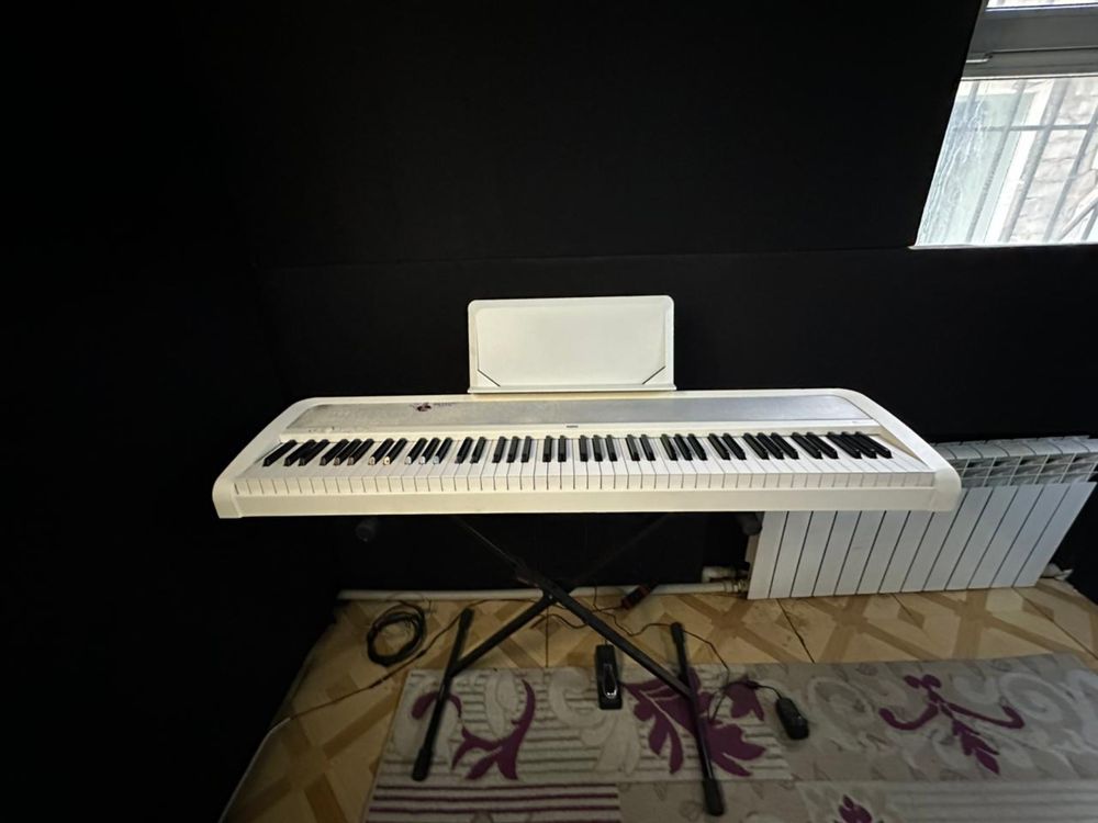 Цифровое пианино Korg B1-WH