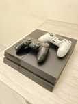 Продам PlayStation 4 Fat срочно