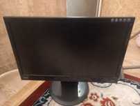 Монитор для ПК BenQ с кабелем
