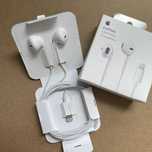 Оригинальные Apple EarPods Lightning почти новые, с коробкой