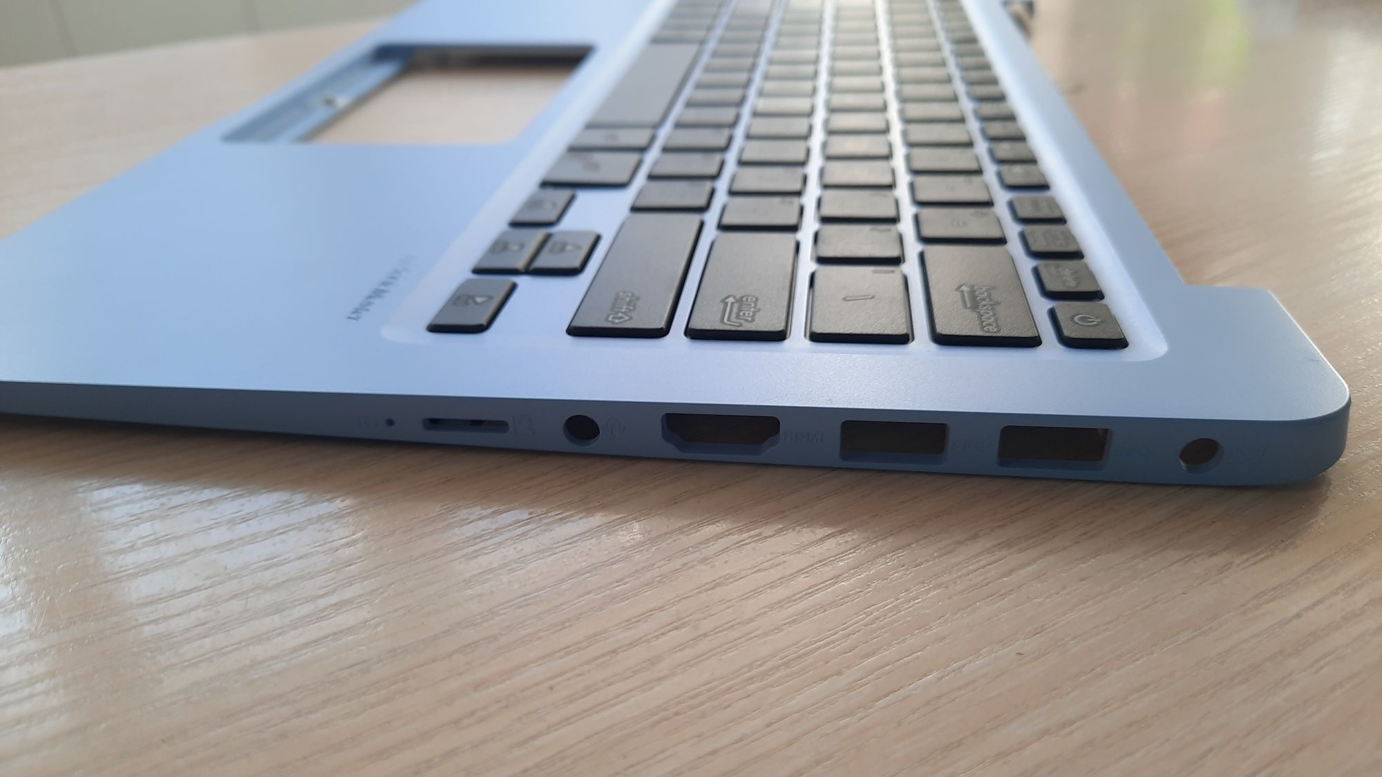 Топ-кейс asus  L406U
