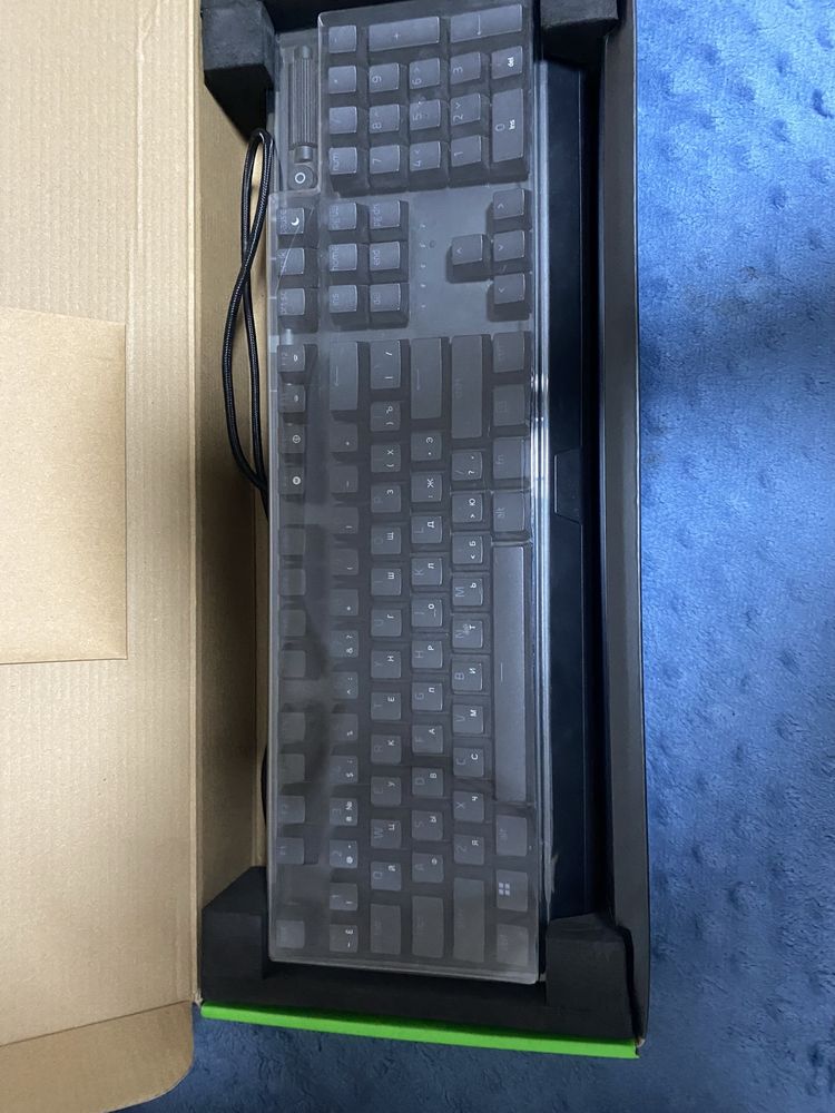 Игровая клавиатура Razer BLACKWIDOW V3
