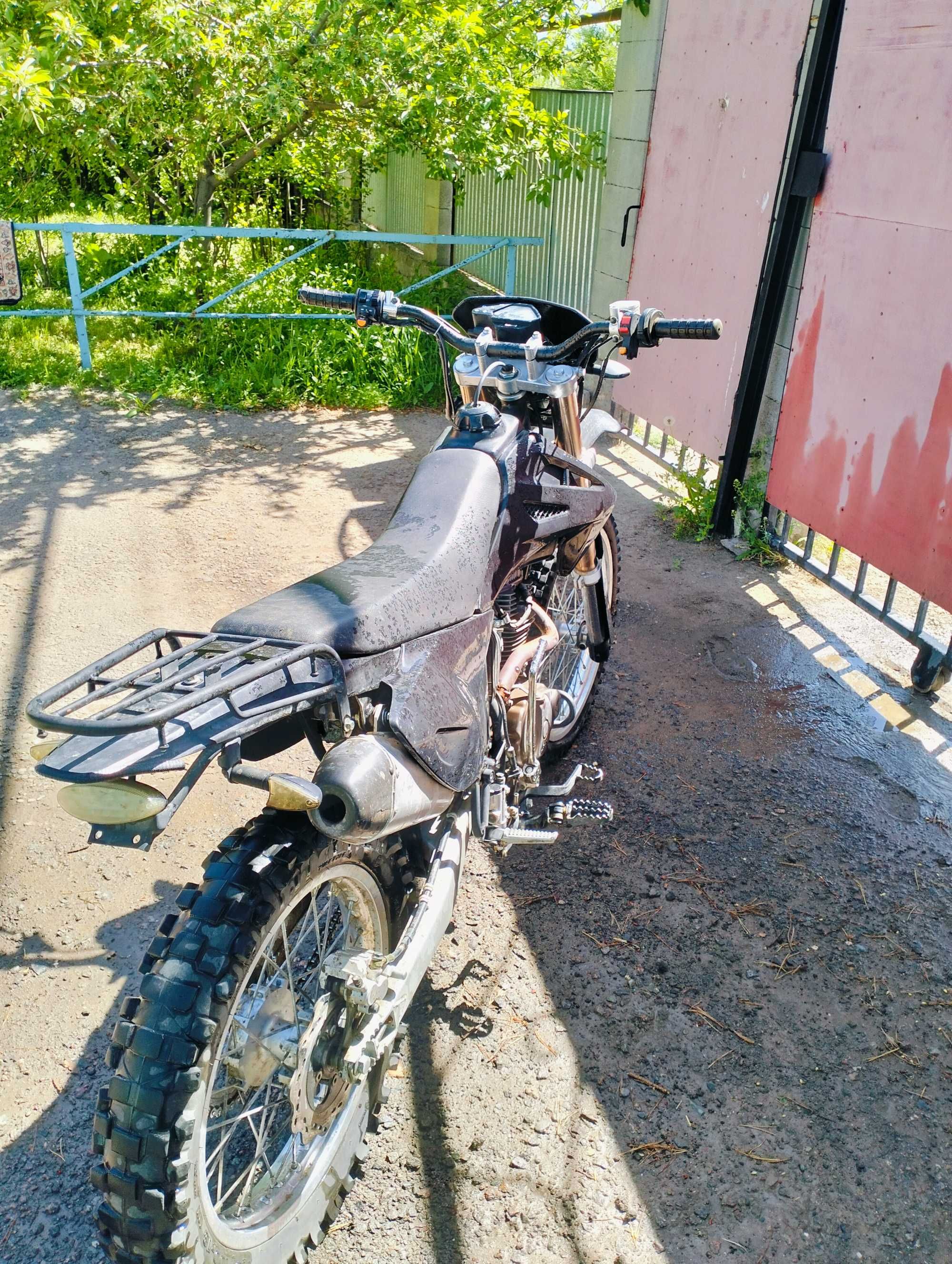 Эндуро 250 срочно нужно деньги... так бы и не продал!
