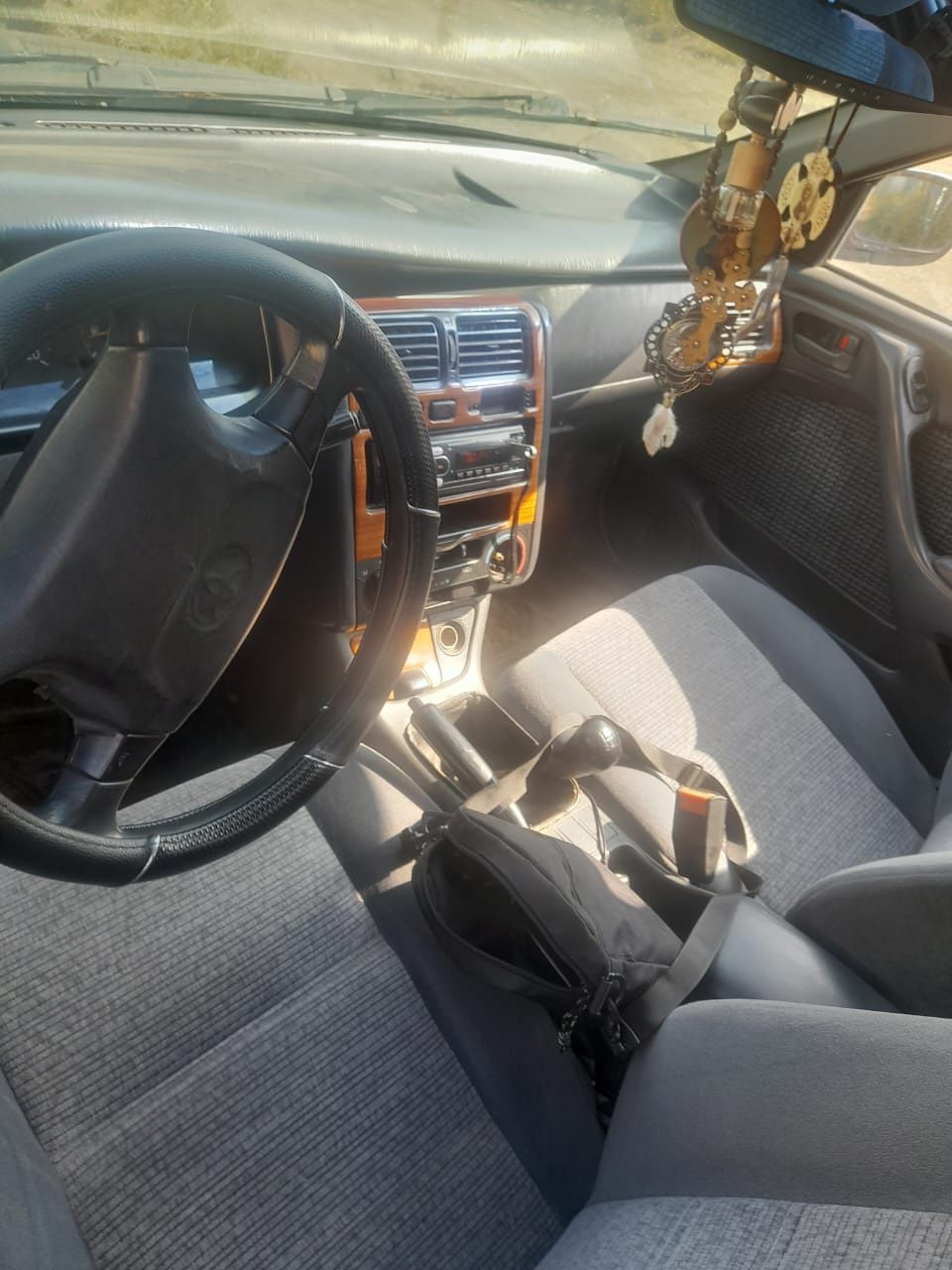 Продам Toyota Karina E универсал