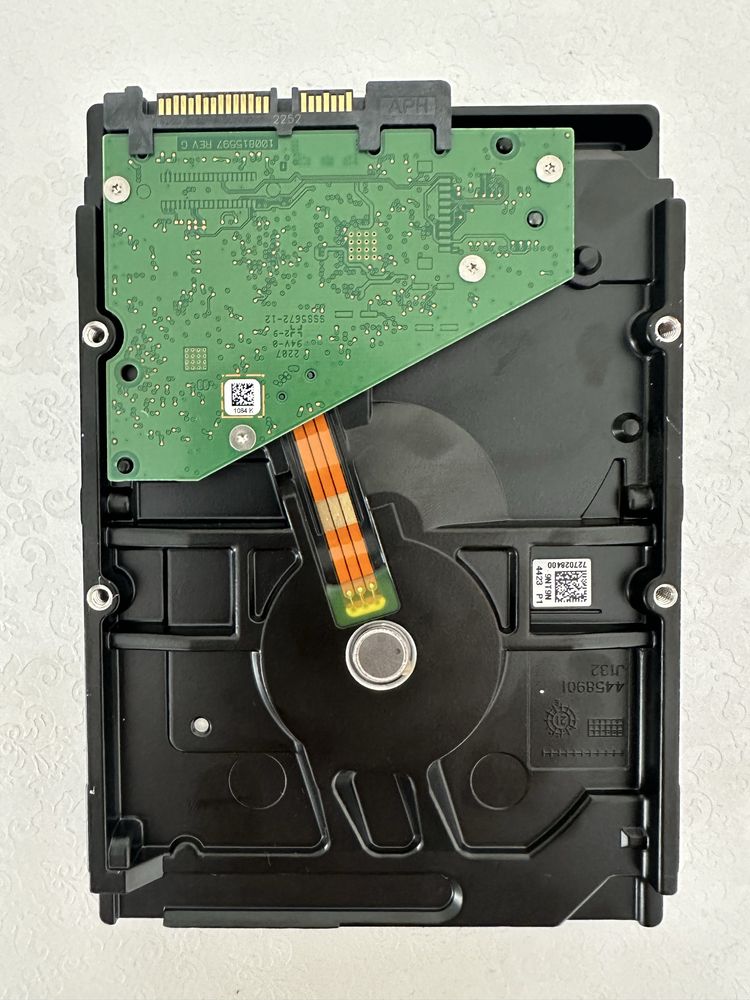Жесткий диск HDD 6TB