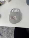 Jbl clip 5 белого цвета