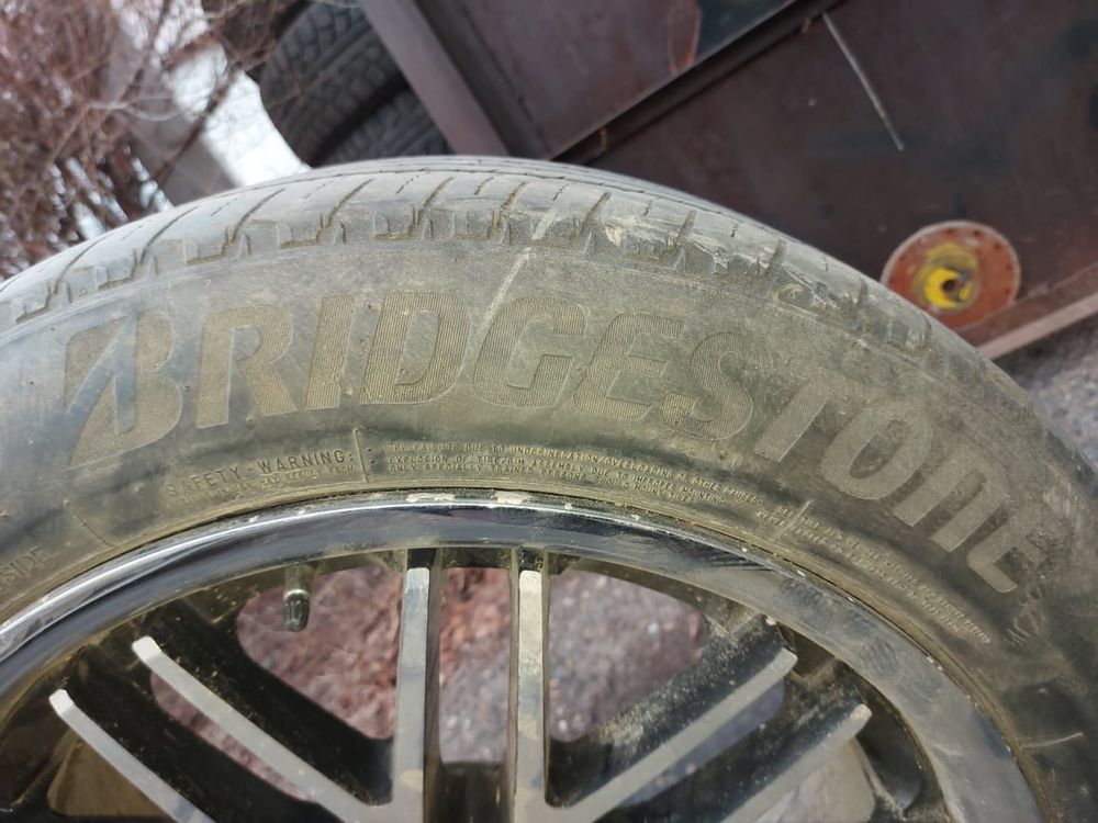 Продам летние шины 235/55/R20