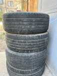 Продаю шины Roadstone